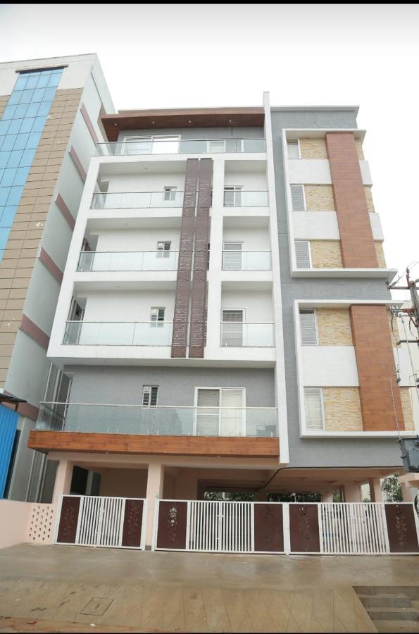 S V Home Stay Tirupati Zewnętrze zdjęcie